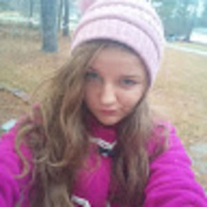 Meet your Posher, Mia